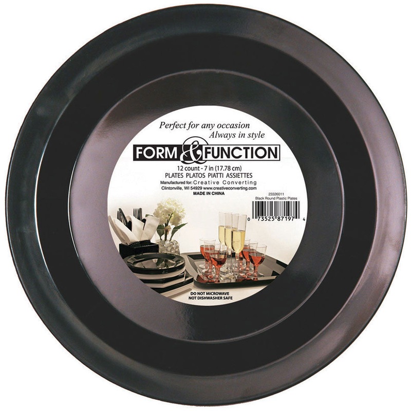 Form and Function Black Banquet Plates (8ct)