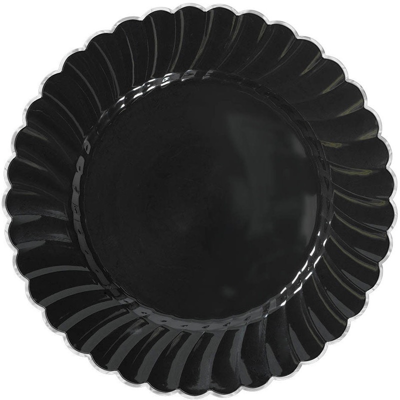 7" Black Scallop Plates w/Metallic Trim