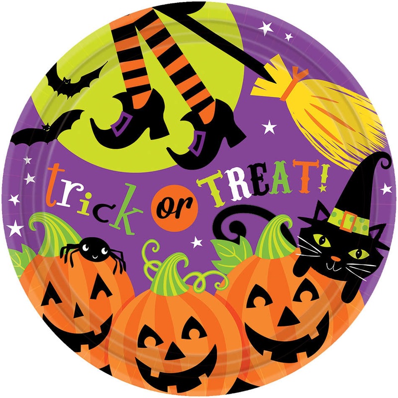 Witch's Crew Dessert Plates (18ct)