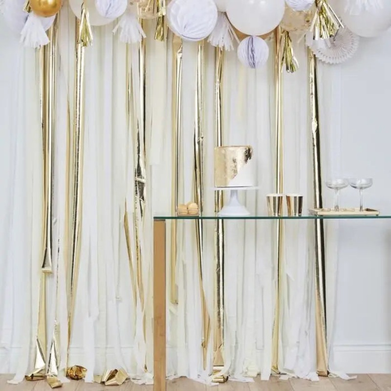 Ginger Ray Metallic Gold Streamers Backdrop Kit