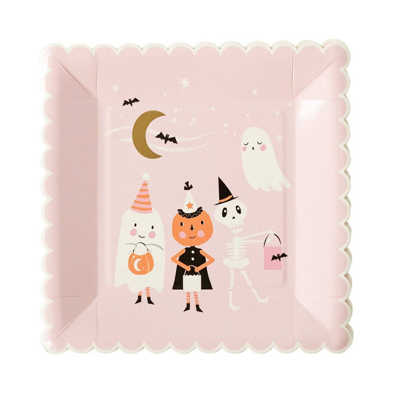 Ghoul Gang Scene Paper Plates 8"