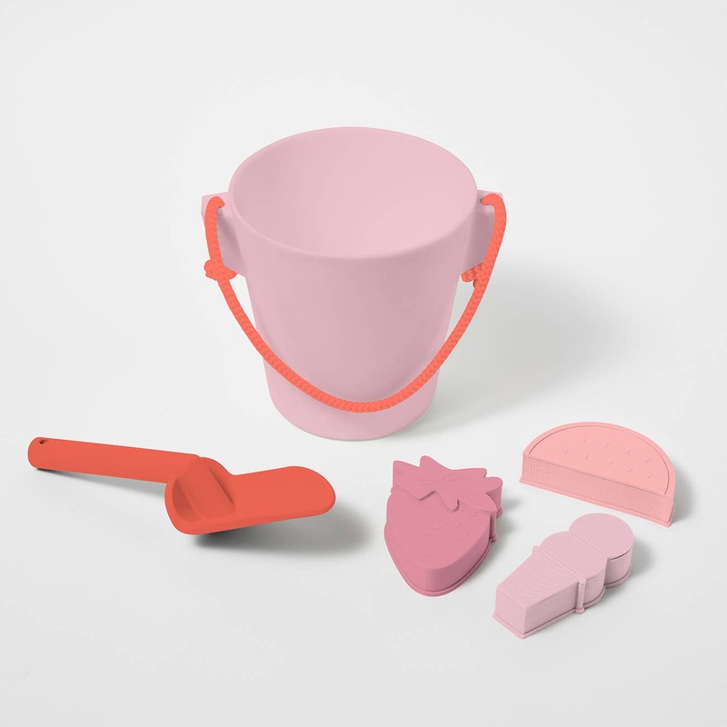 PINK SILICONE BUCKET & SPADE SET BY SUNNYLIFE