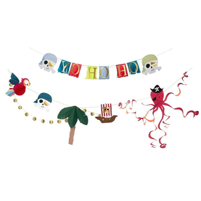 PIRATE ICON GARLAND DECORATION
