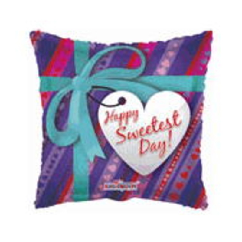 18" Sweetest Day Gift Box Balloon