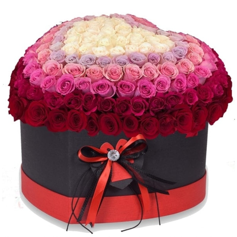 5 Color Roses in Heart Box