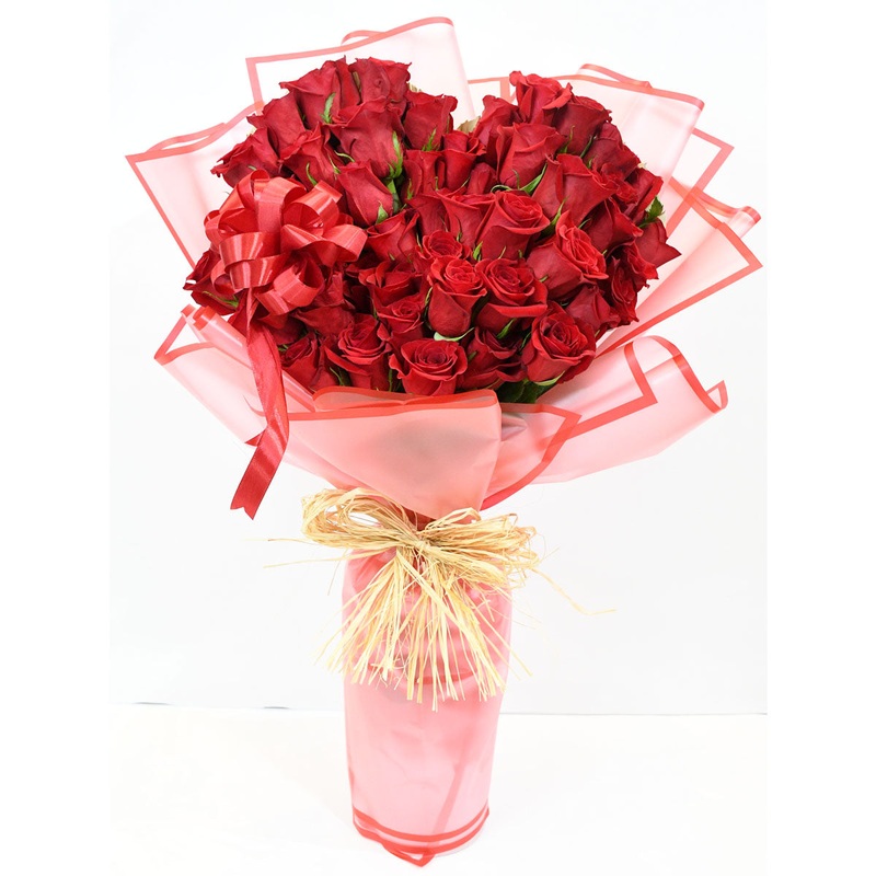 Heart Shape Red Roses Bouquet - bouquet Delivery for valentines