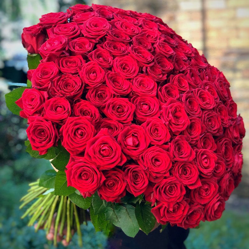 Love at First Sight Red Roses Fresh Flower Hand Bouquet - Valentines Bouquet Dubai