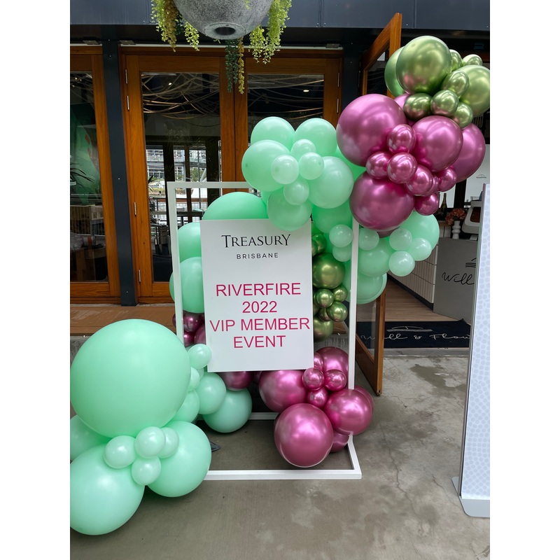 Balloon Garland, Metal Frame & Sign