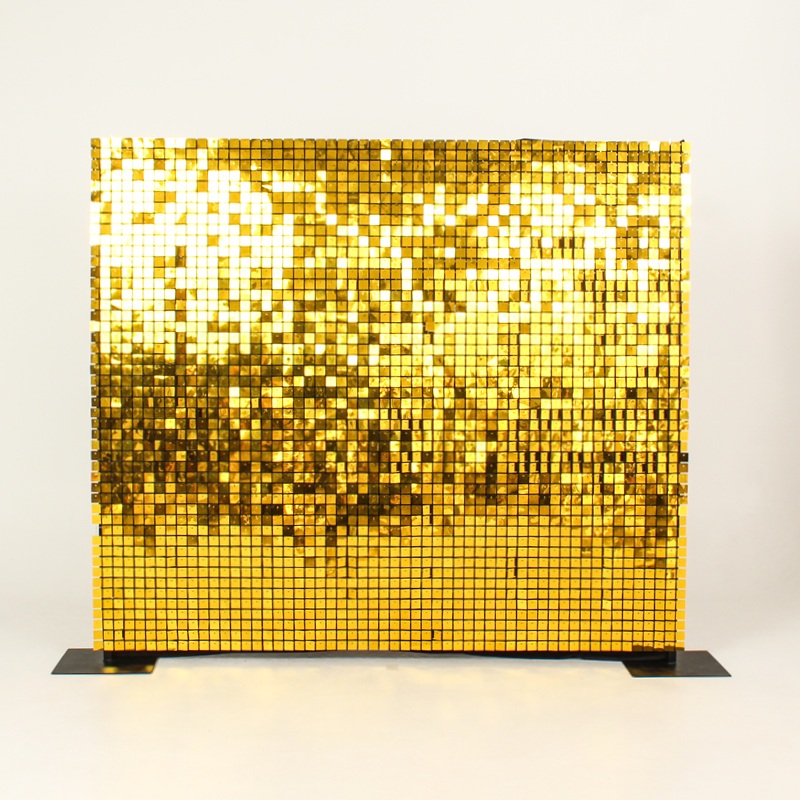 Yellow Gold Shimmer Wall